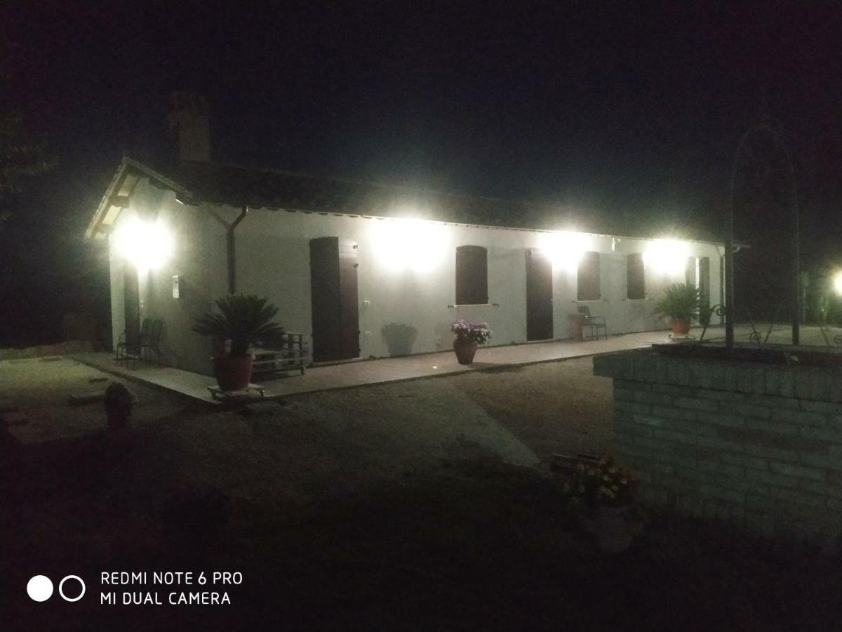 Agriturismo " Le Serre" Spello Zewnętrze zdjęcie